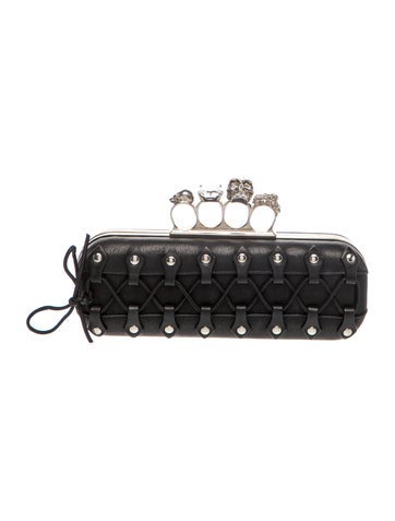 Skull Clutch