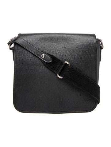 Taiga Leather Taiga Leather Messenger bag