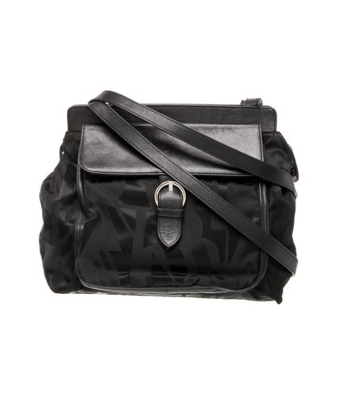 Salvatore Ferragamo Ferragamo Leather Shoulder Bag
