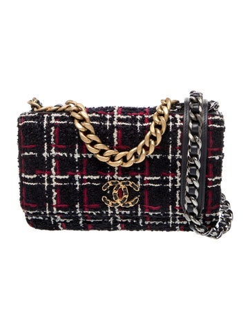 Tweed 19 Wallet On Chain