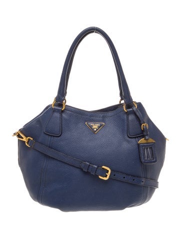 Vitello Daino Leather Leather Hobo Bag Medium