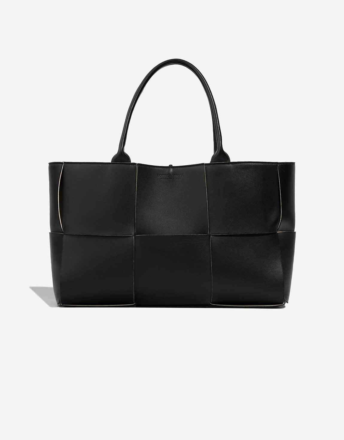 
		Arco Tote Medium Calf Black / White    