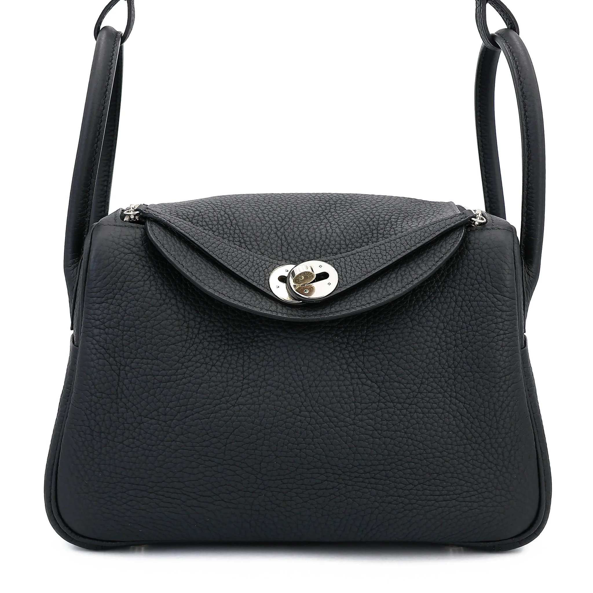 Unused ( Rank NS ) HERMÈS Lindy 26 Noir (89) Clemence Palladium hardware A (2017)
