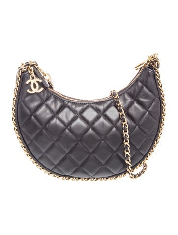 Small Chain Around Hobo