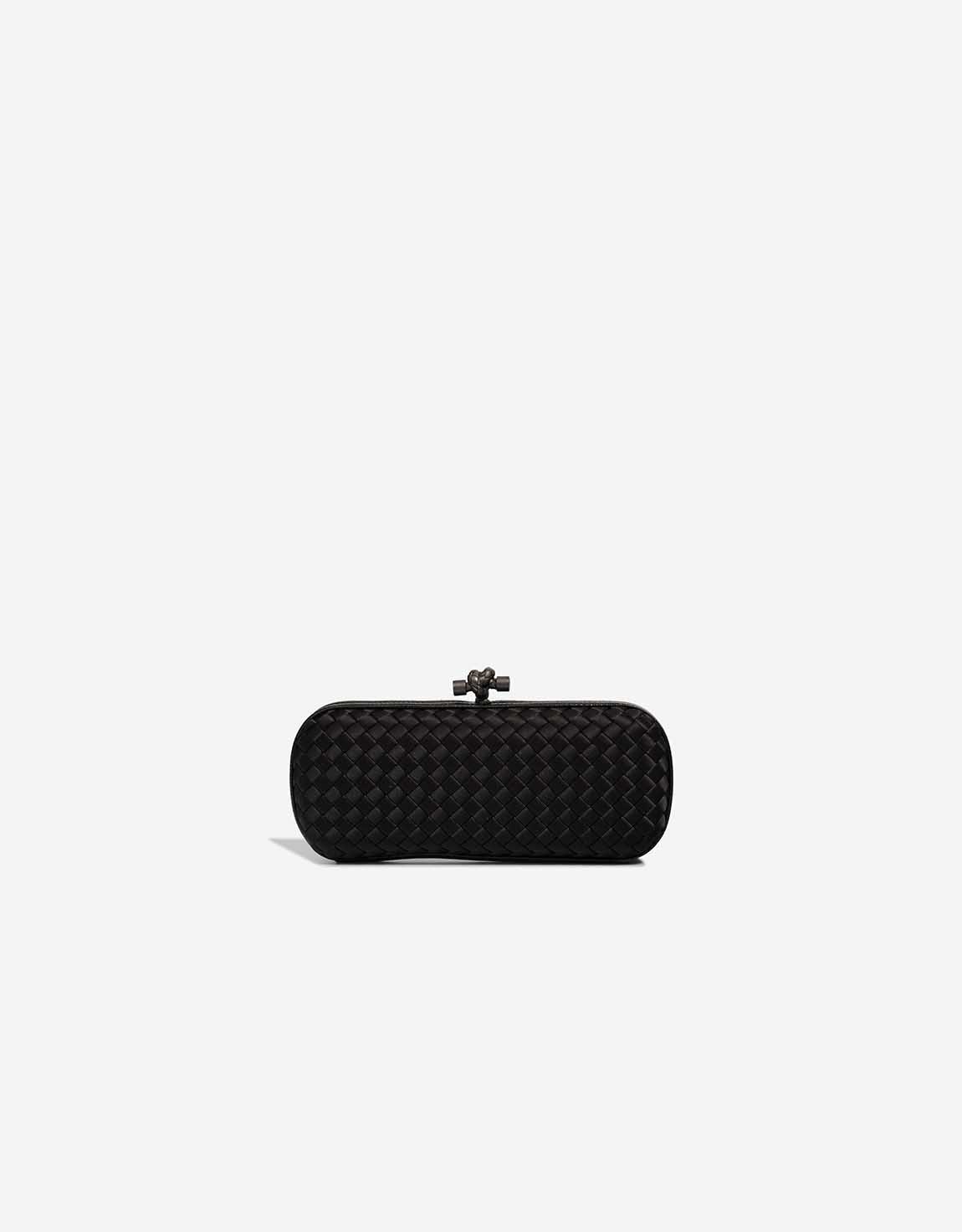 Bottega Veneta 
		Knot Clutch Silk / Lizard Black    