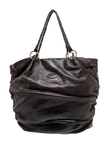 Tod's Leather Shoulder Bag