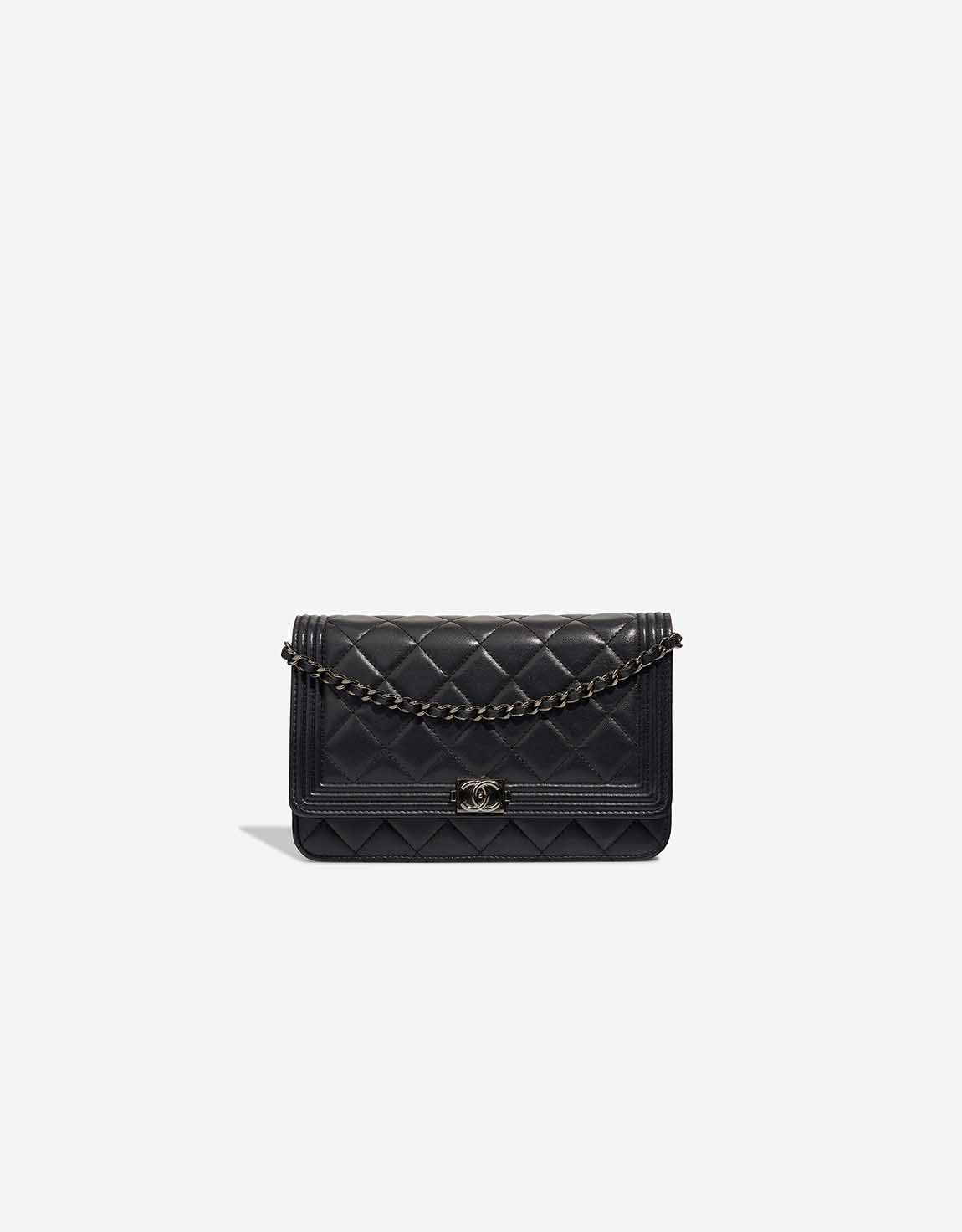 
		Boy Wallet On Chain Lamb Black    
