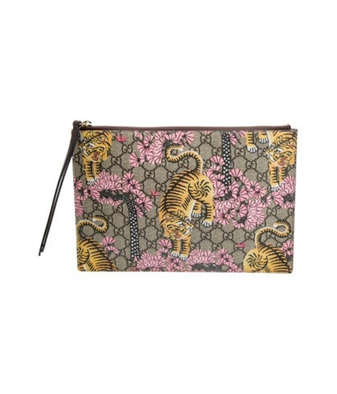 Gucci Gg Supreme Clutch