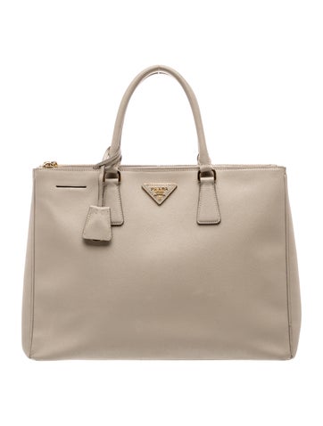 Saffiano Leather Galleria Double Zip Large