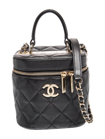 Trendy CC Vanity Case w/ Chain