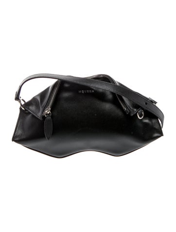 Leather Manta Crossbody