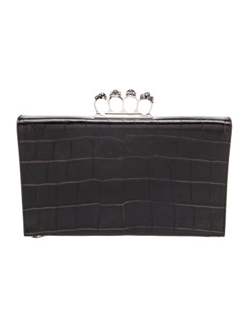 Skull Clutch