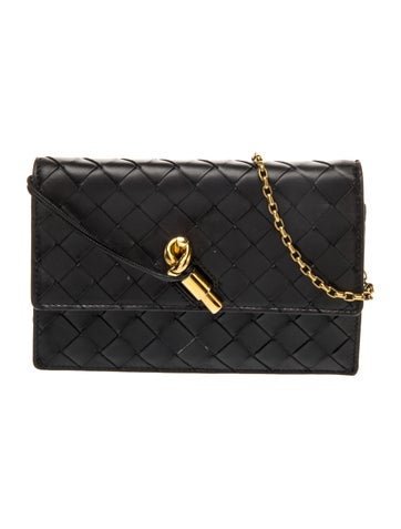 Intrecciato Andiamo pouch on chain Mini