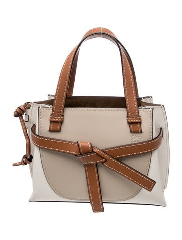 Loewe Leather Gate