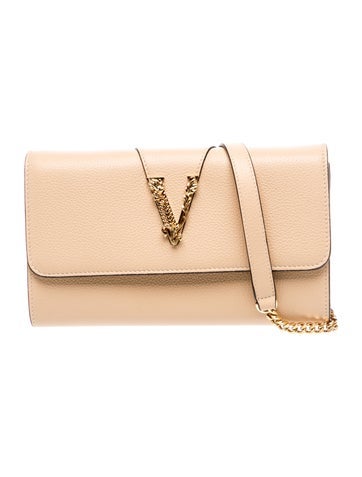 Leather Virtus Wallet on Chain