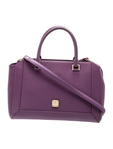 Signature Crossbody Bag