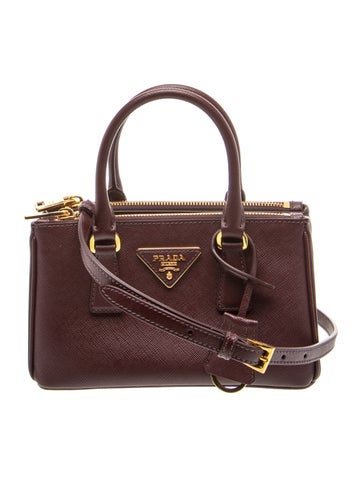 Saffiano Leather Galleria Double Zip Mini 2025