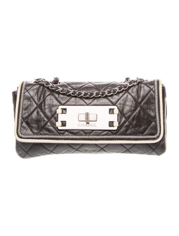 E/W Reissue Flap Bag