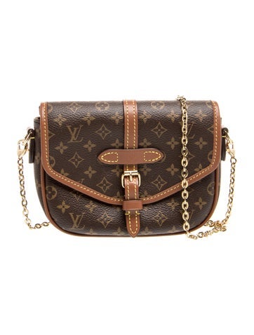 Louis Vuitton LV Monogram Solo 2025