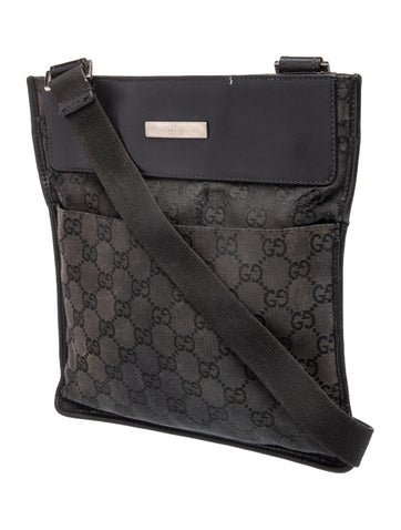 GG Canvas Messenger Bag