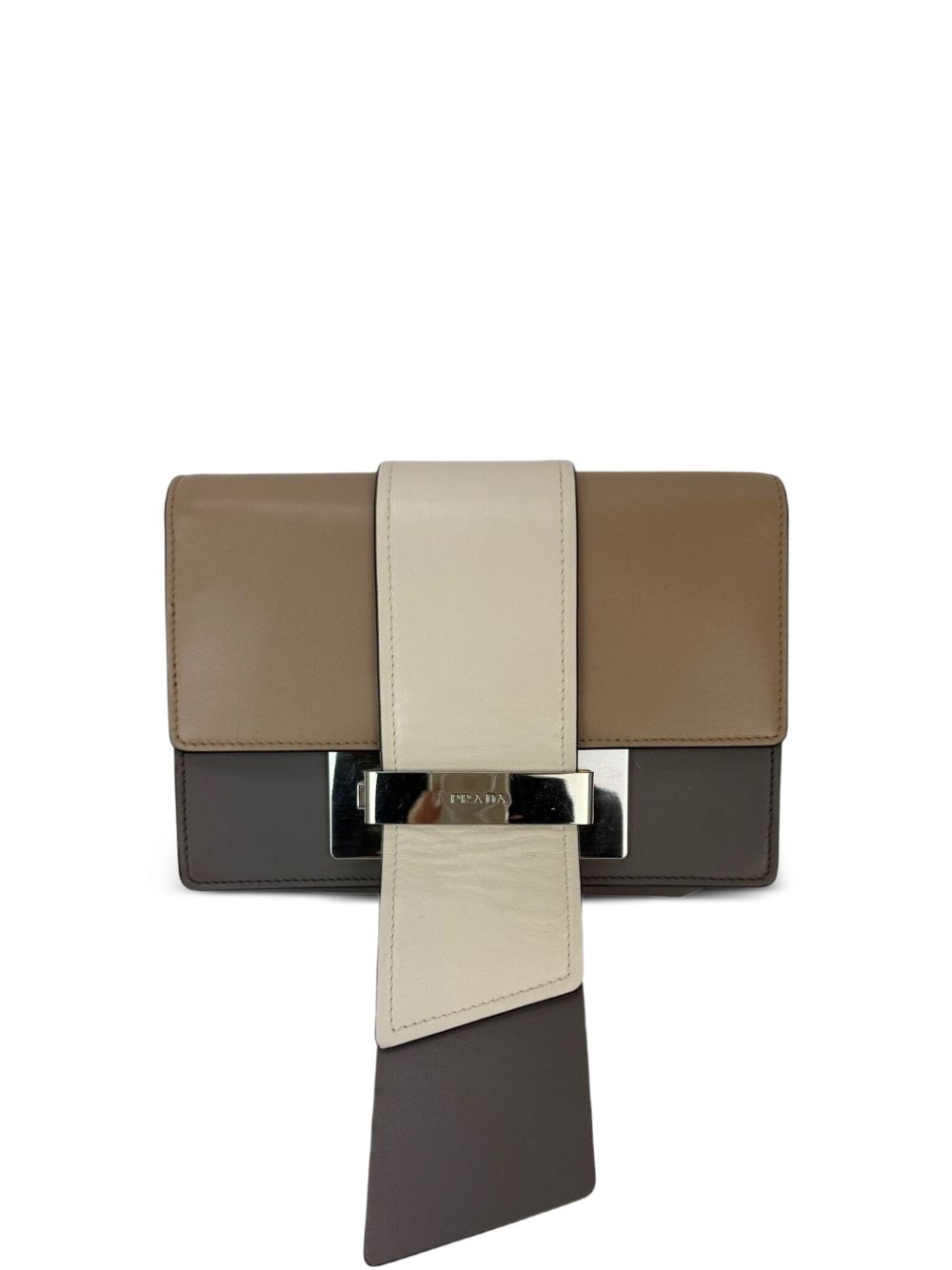 Cahier leather clutch