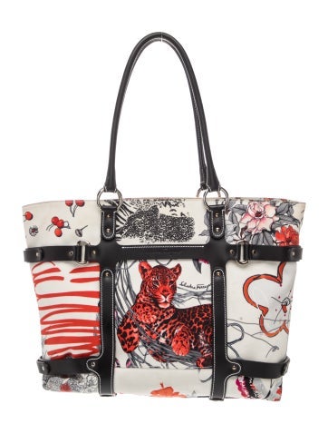 Ferragamo Gancio Shoulder Bag
