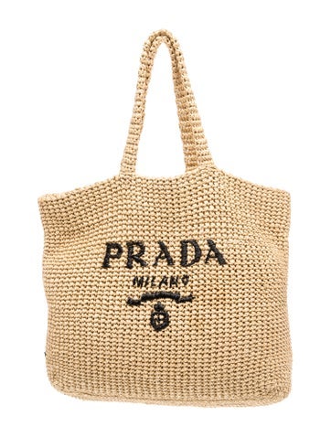 Enameled Metal Triangle Crochet Tote Bag