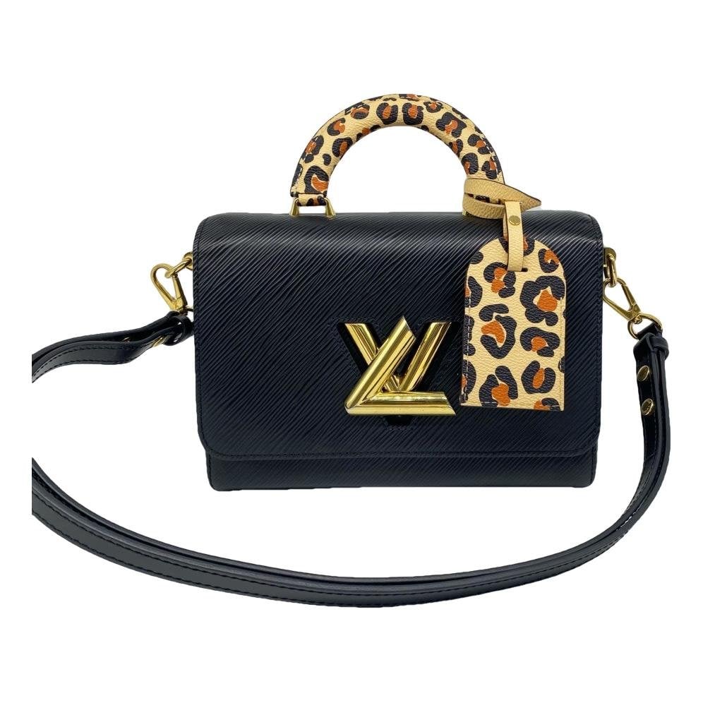 Twist leather crossbody bag