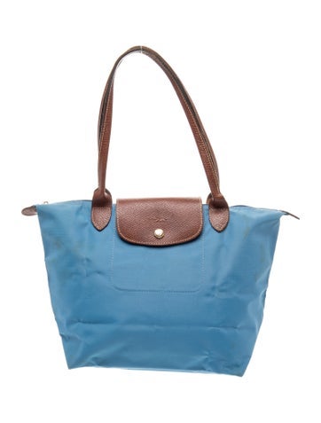 Signature Shoulder Bag