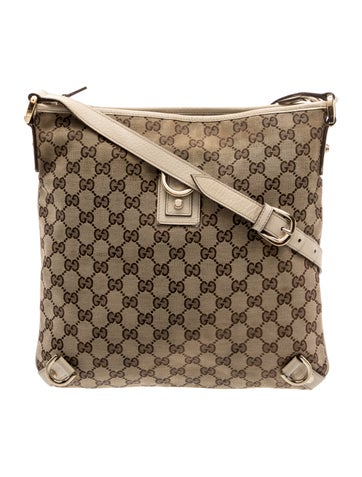 GG Canvas Shoulder Bag