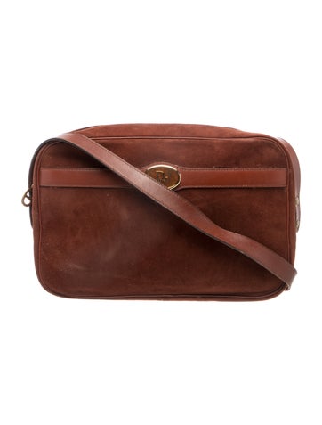 Signature Shoulder Bag Vintage