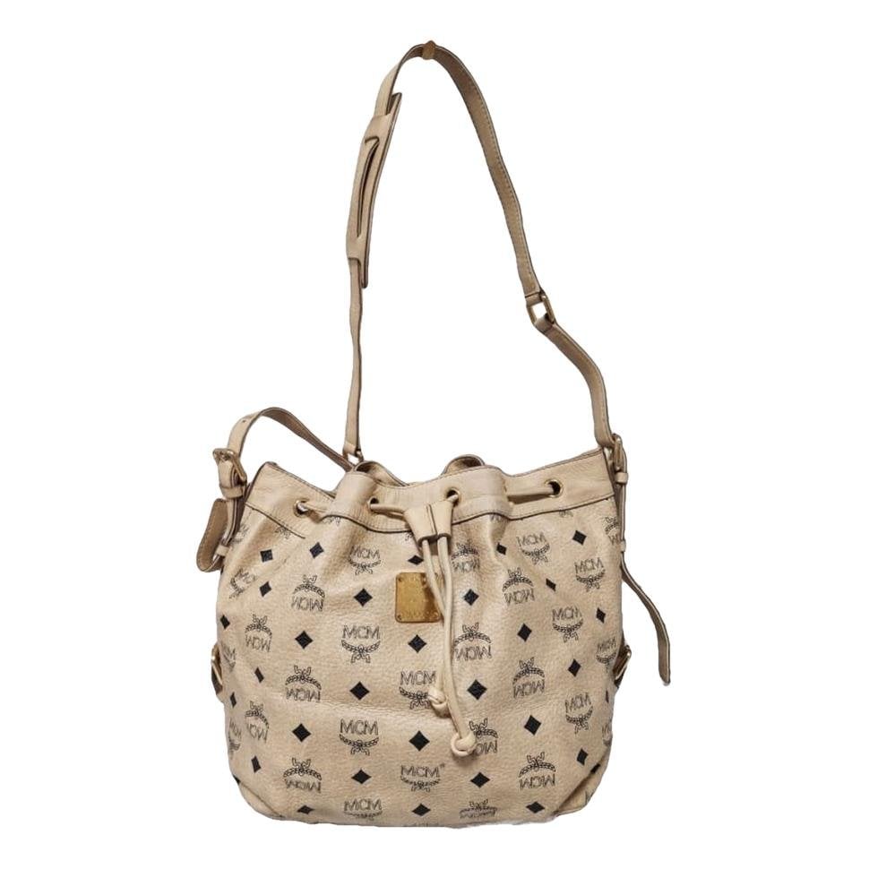 Heritage Drawstring leather handbag