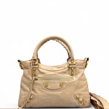 Leather Giant 12 Town Medium