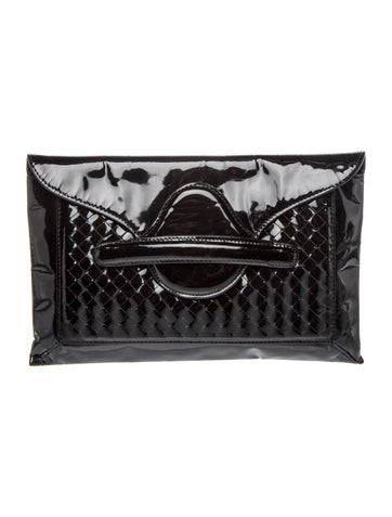 Intrecciato Intrecciato Patent Clutch
