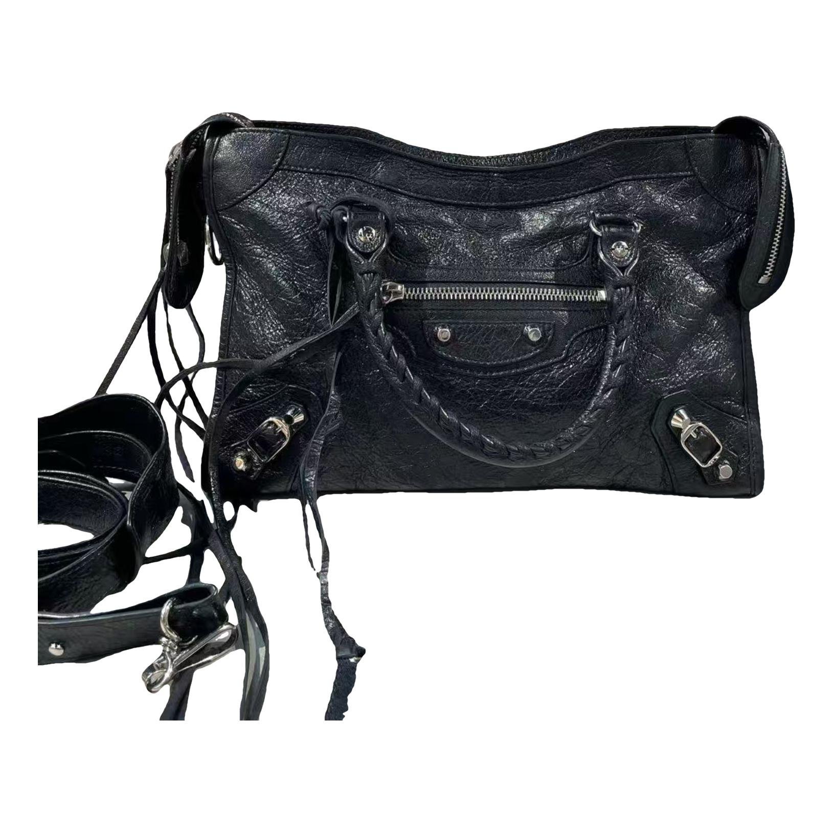 City leather handbag
