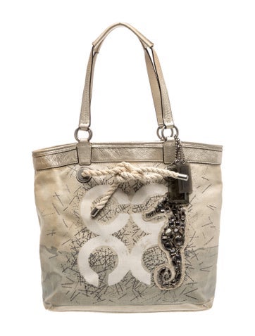 Coach Canvas Shoulder Bag