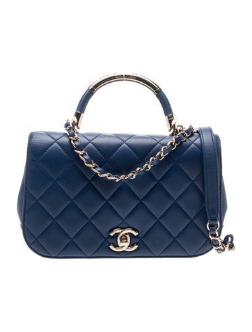 Small Carry Chic Flap Bag