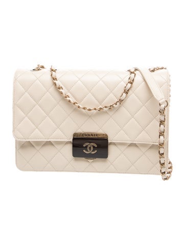 Beauty Lock Flap Bag