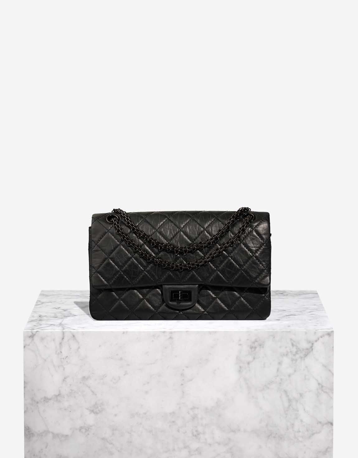 Chanel 
		2.55 Reissue 226 Crinkled Calf Black    