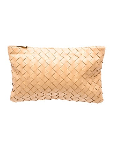 Intrecciato Clutch