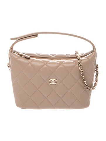 2026 Quilted Hobo w/ Chain