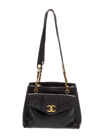 Caviar CC Shoulder Bag