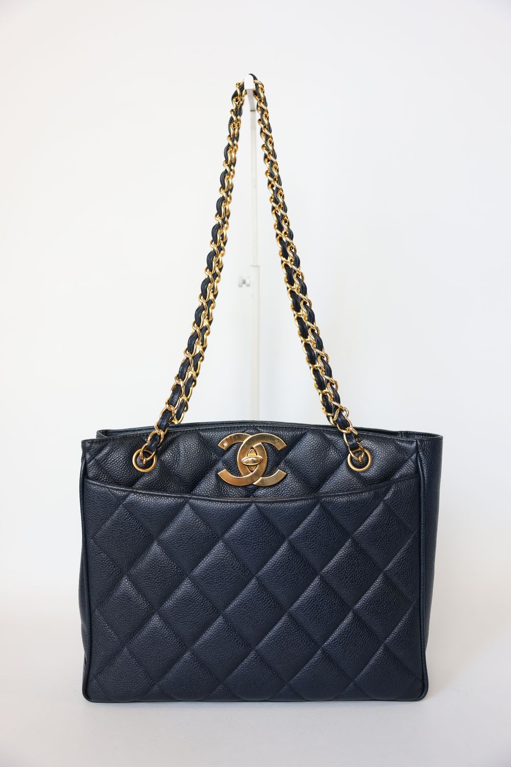 Chanel CC Vintage Shopper Tote Bag, Black Blue Navy Quilted Caviar and Gold Hardware, Preowned No Dustbag WA001
