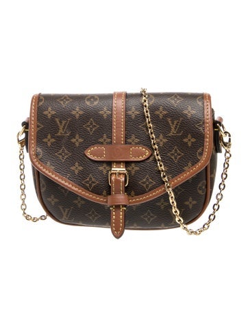 LV Monogram Solo