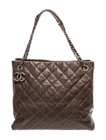 Large Chic Caviar Shopping Tote