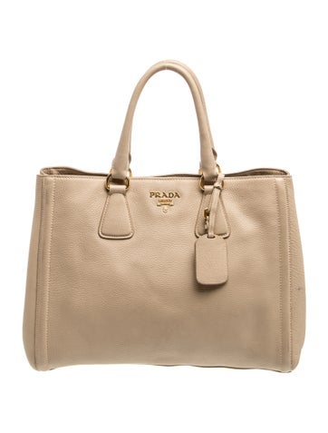 Vitello Daino Leather Tote