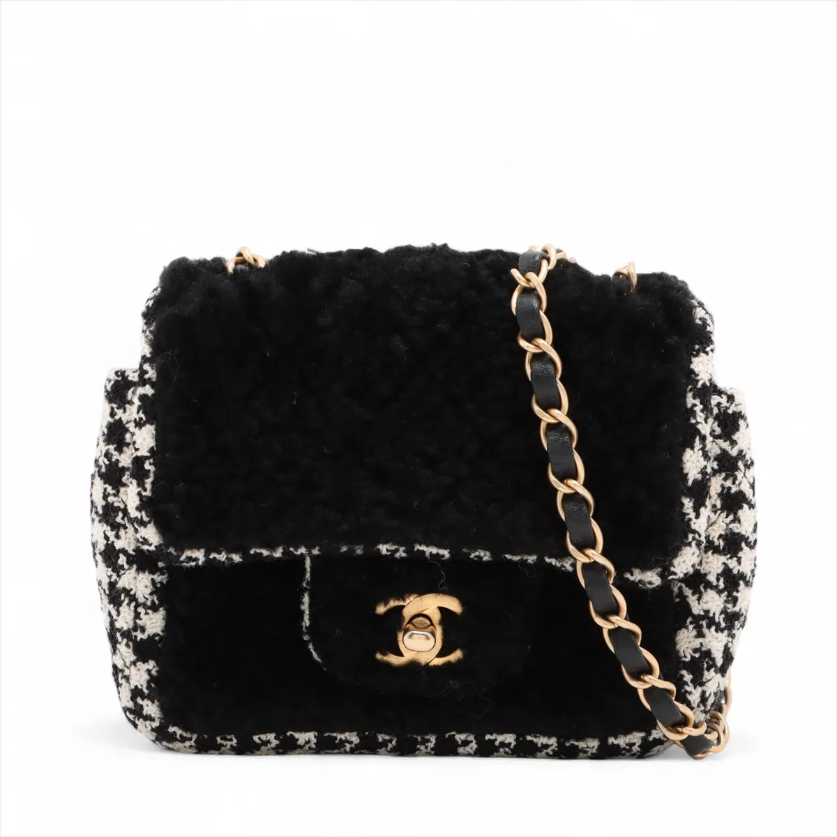 Chanel Mini Matelasse shearling x tweed Single Flap Single Chain Bag Houndstooth