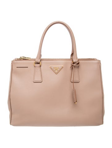 Saffiano Leather Galleria Double Zip Large