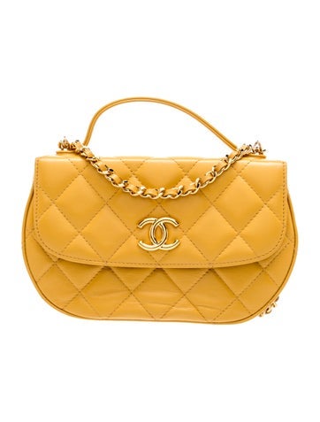 Quilted Top Handle Clutch w/ Chain