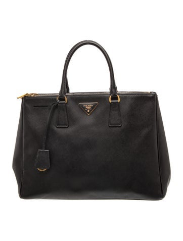 Saffiano Leather Galleria Double Zip